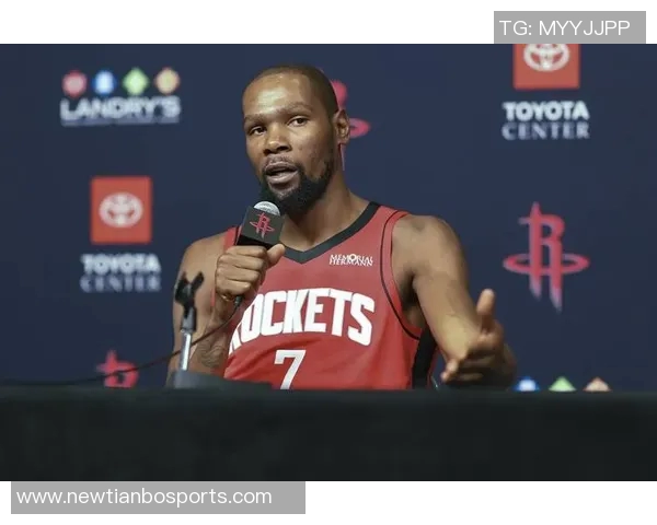 杜兰特谈申京上赛季被包夹经历自信表示有我在对手不敢轻举妄动