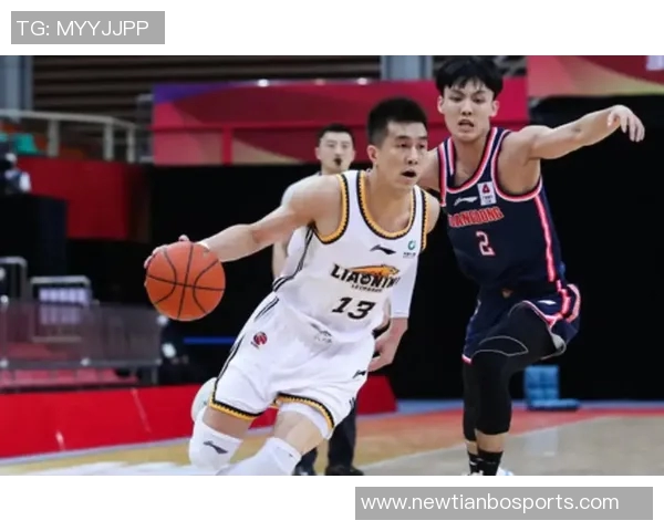 郭艾伦半场表现平平仅得7分4板3失误遭王少杰封盖状态堪忧