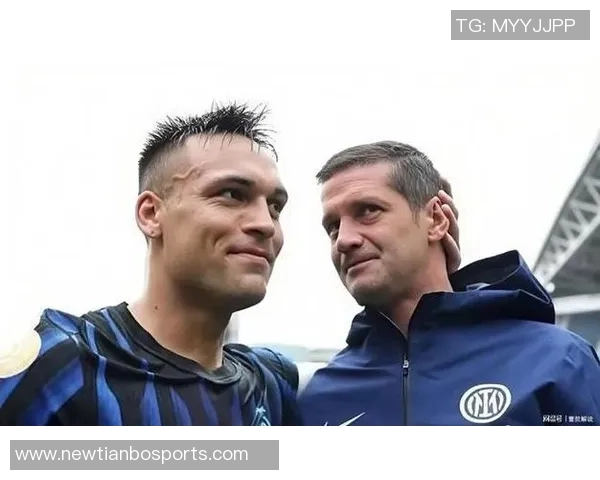 劳塔罗对齐沃换人决定不满摔水瓶表达愤怒情绪